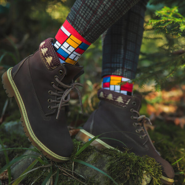 Chaussettes avec design néoplasticiste de Mondrian, fun et de haute qualité, parfaites pour un look décontracté